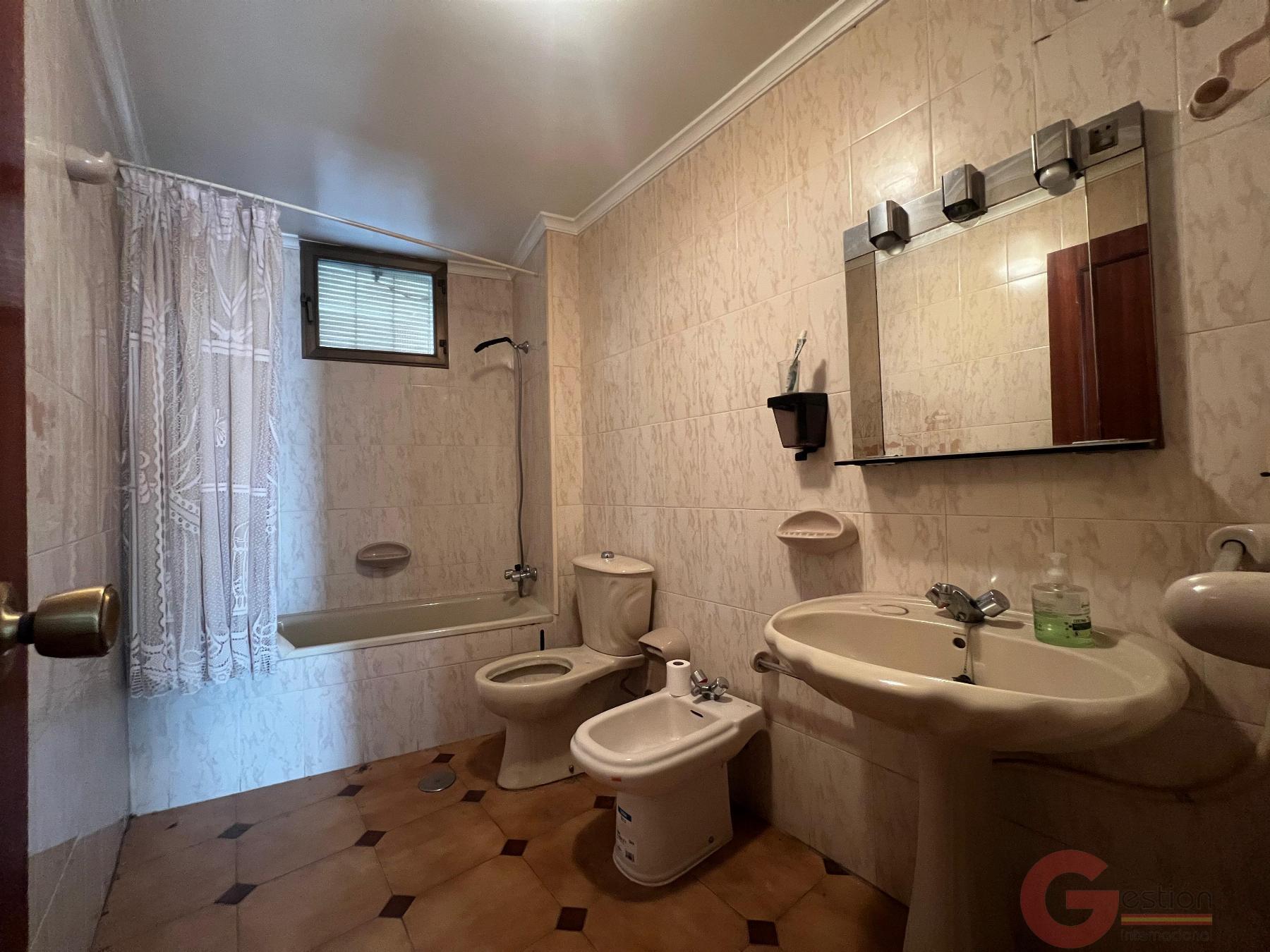Venta de hotel en Salobreña