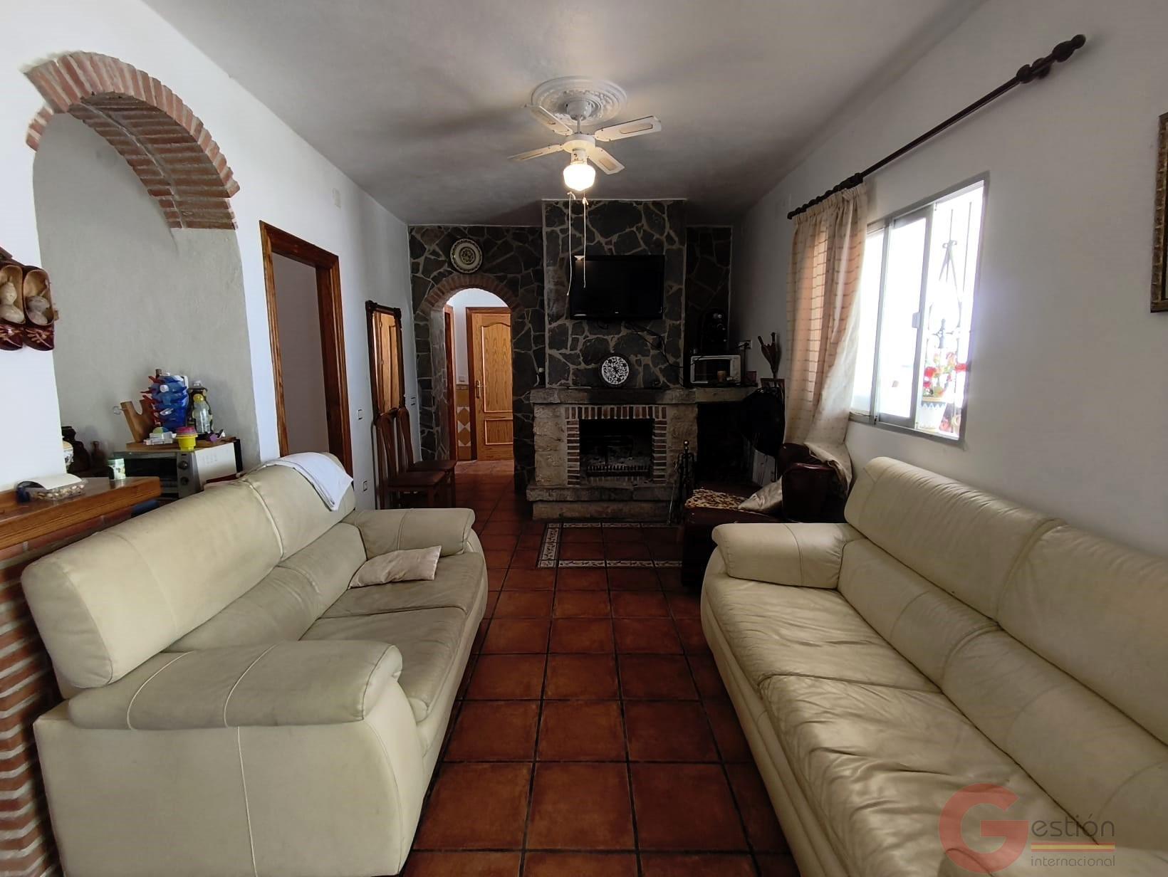 Venta de finca rústica en Carchuna