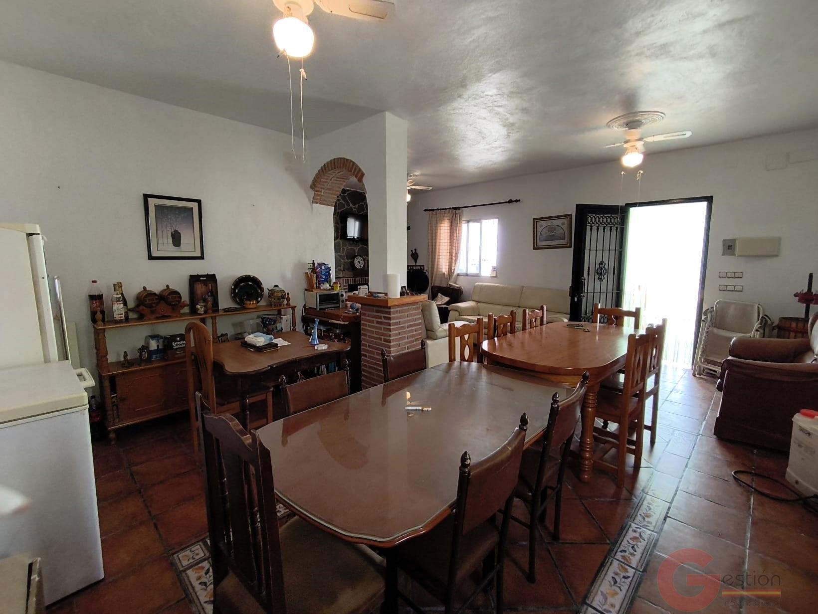 Venta de finca rústica en Carchuna