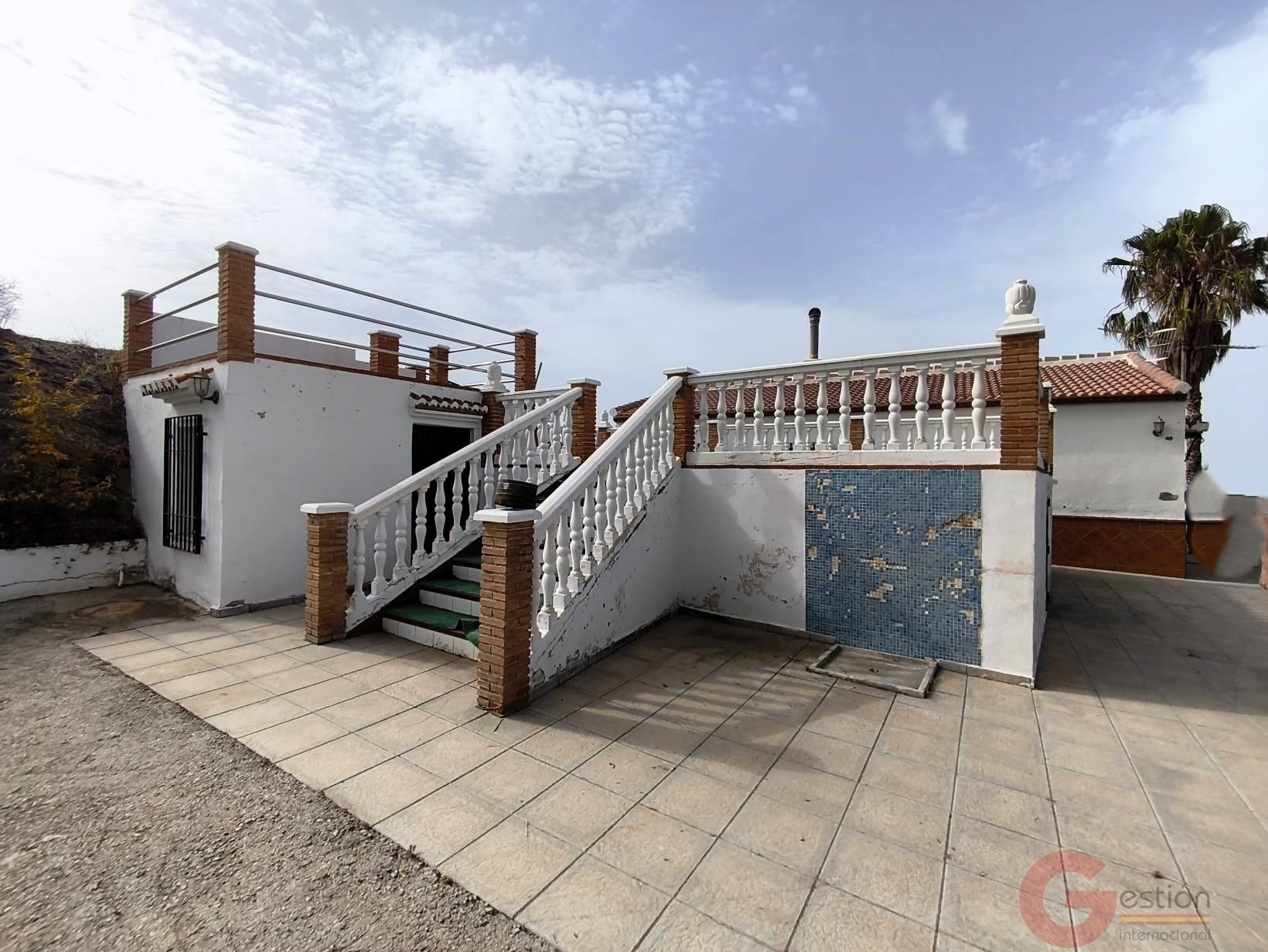 Venta de finca rústica en Carchuna