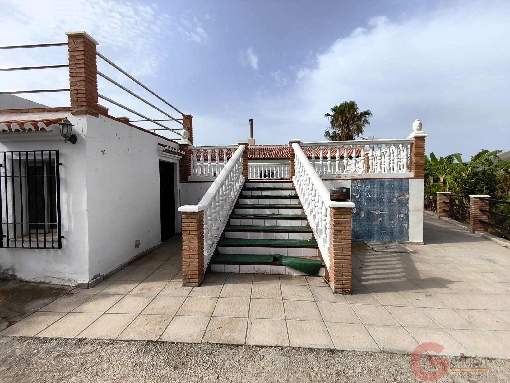 Venta de finca rústica en Carchuna