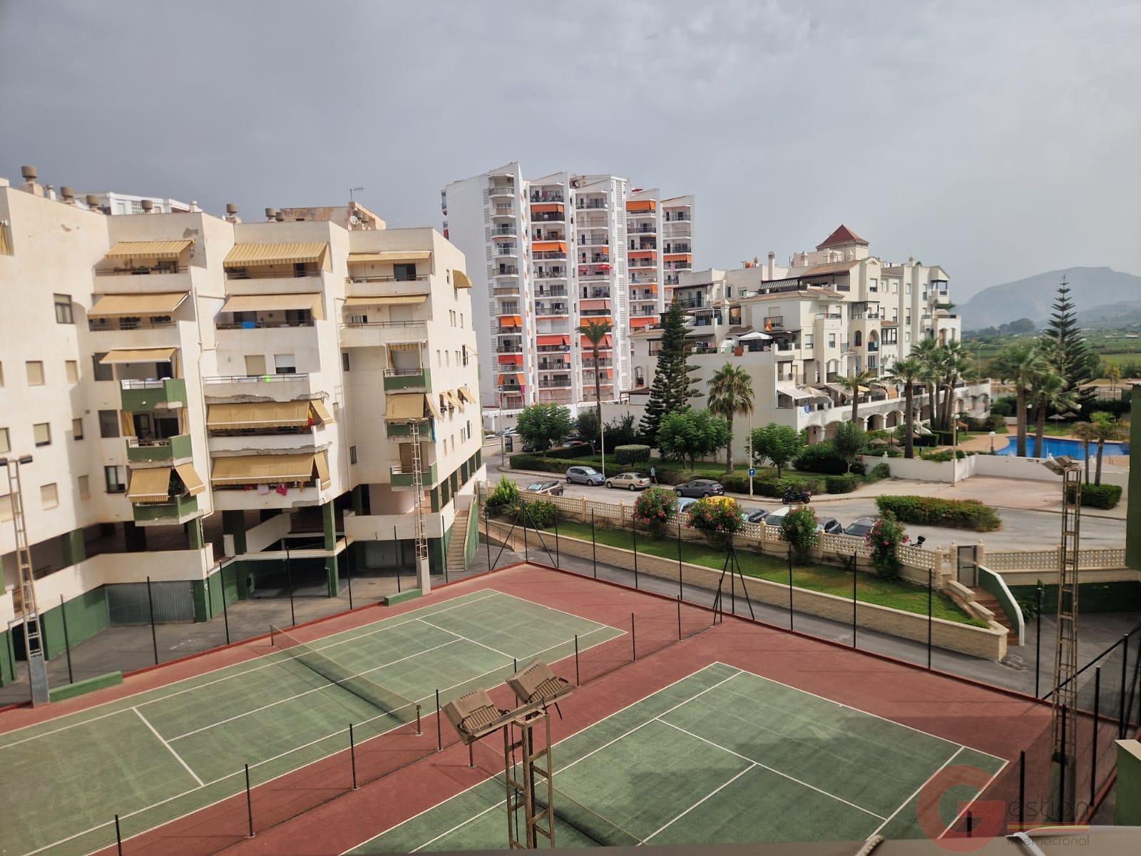 Venta de piso en Salobreña