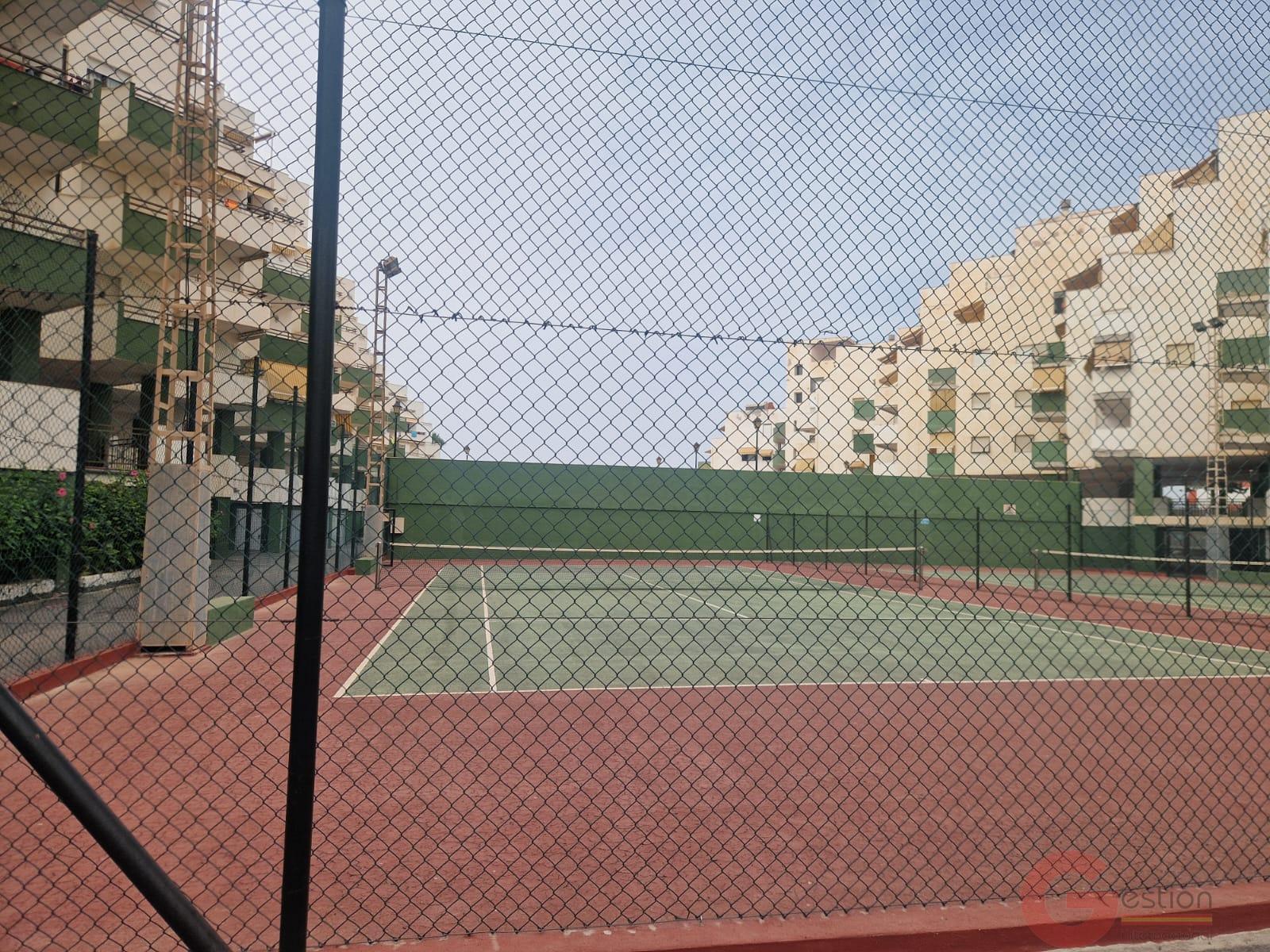 Venta de piso en Salobreña