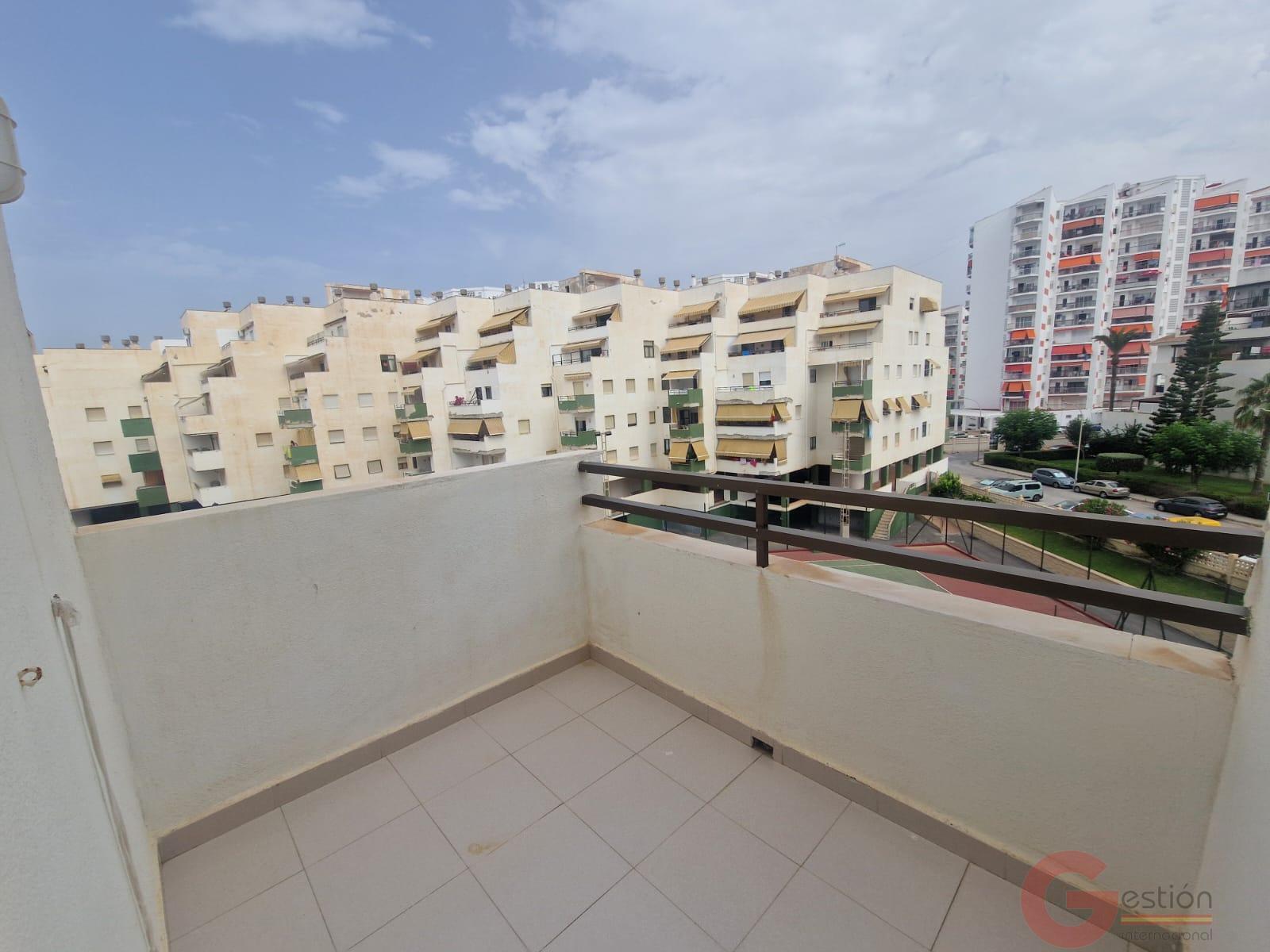 Venta de piso en Salobreña