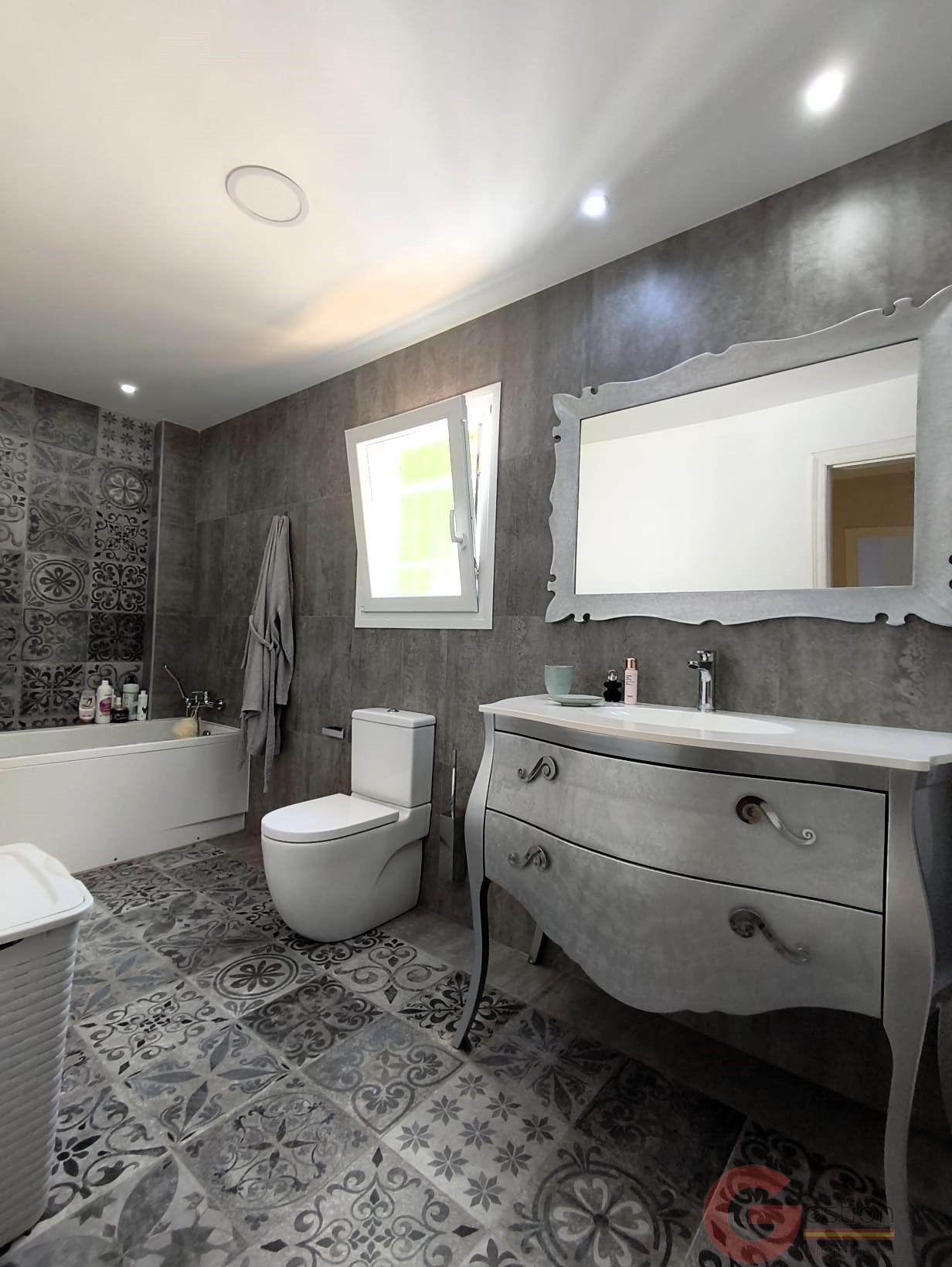 Venta de casa en Motril