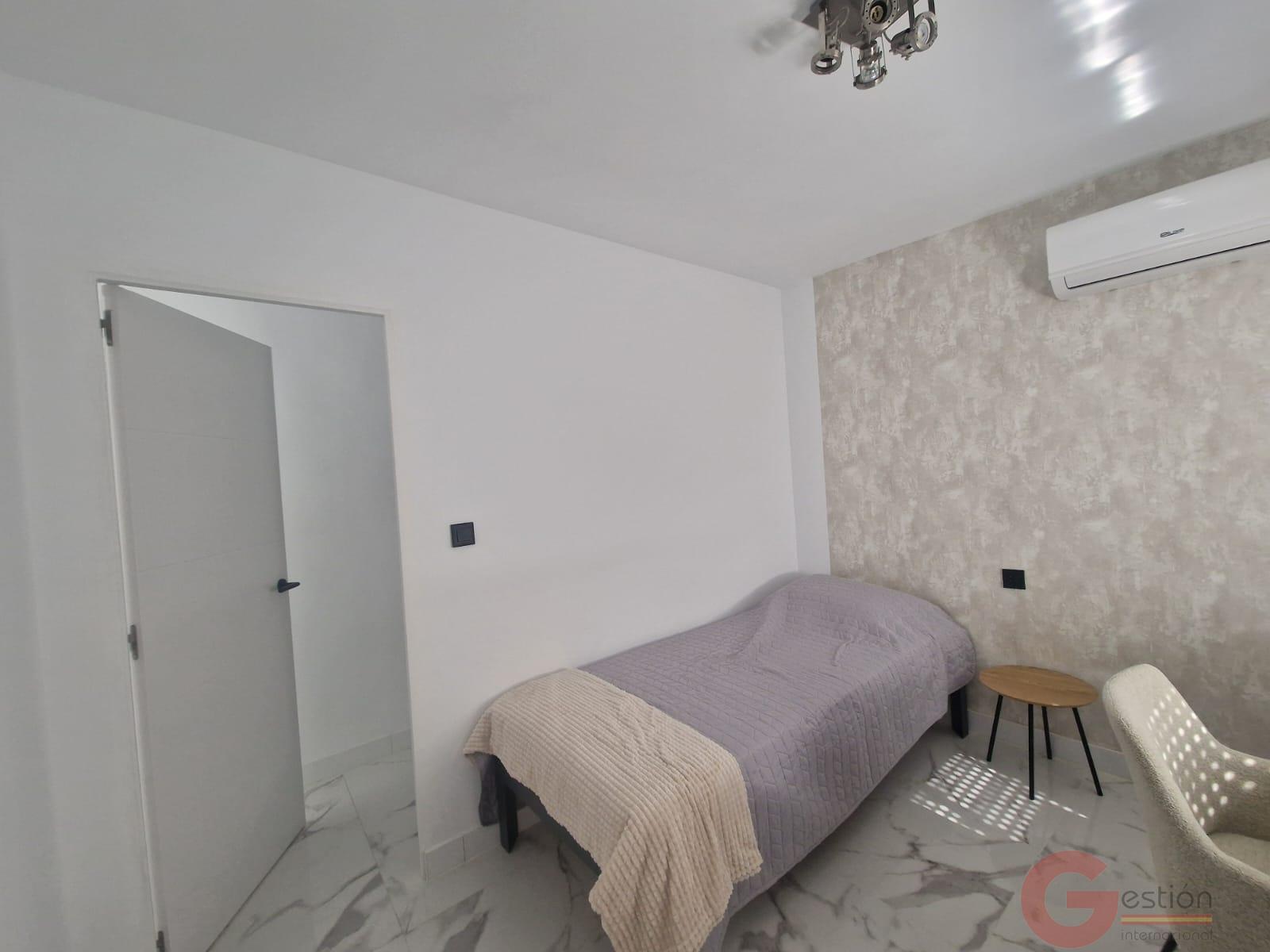 Venta de piso en Salobreña
