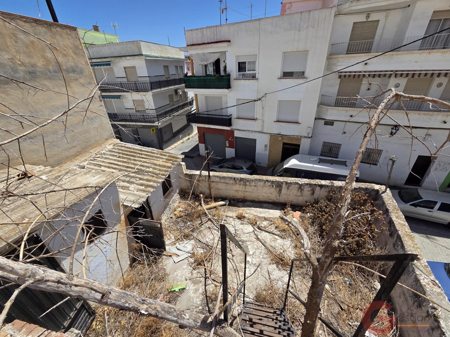Venta de casa en Salobreña