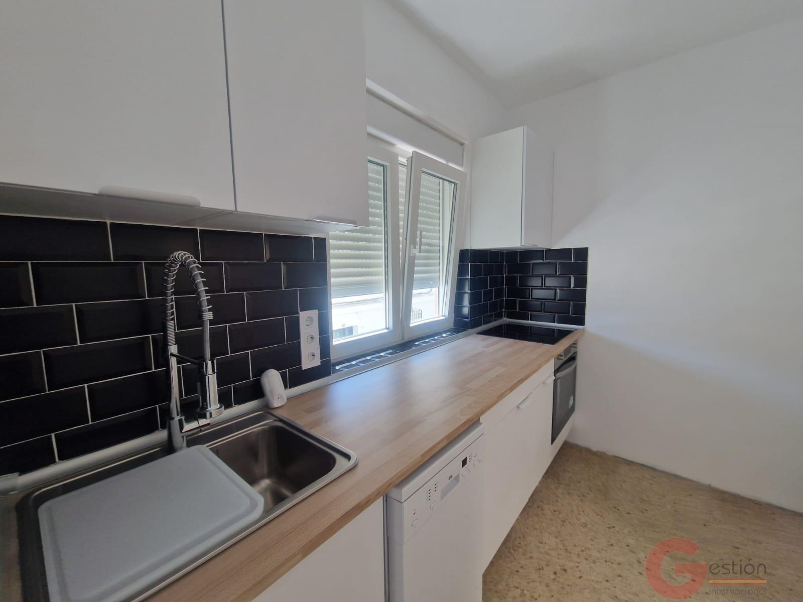 Venta de piso en Salobreña