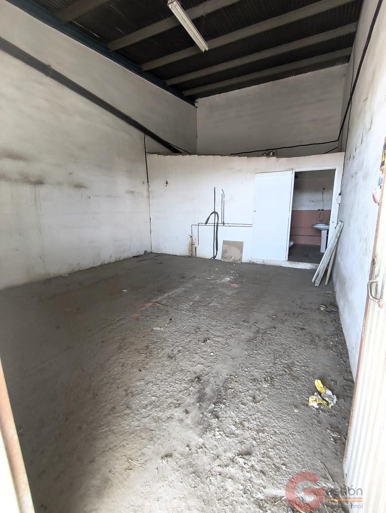 Venta de nave en Motril