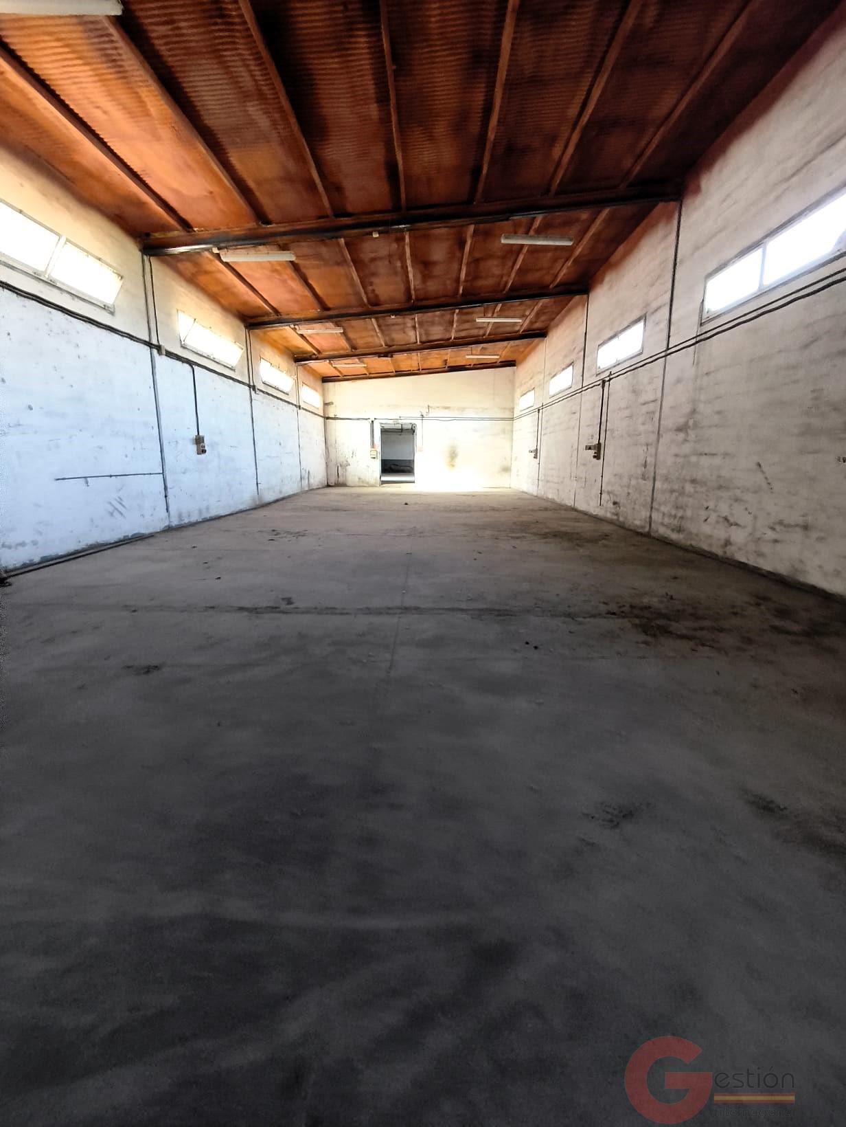Venta de nave en Motril