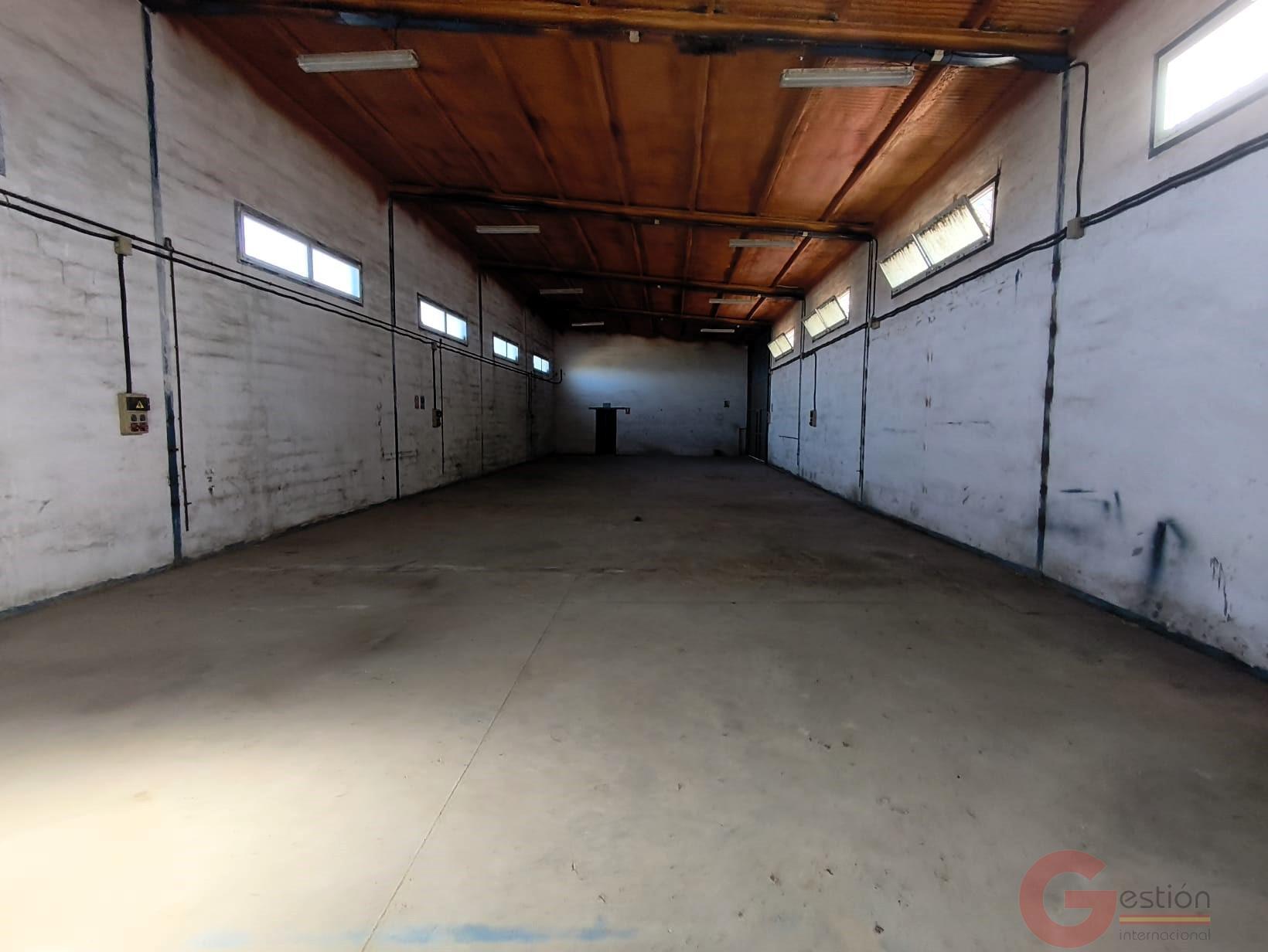 Venta de nave en Motril