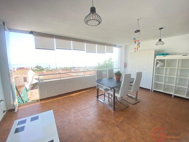 Venta de piso en Rincón de la Victoria