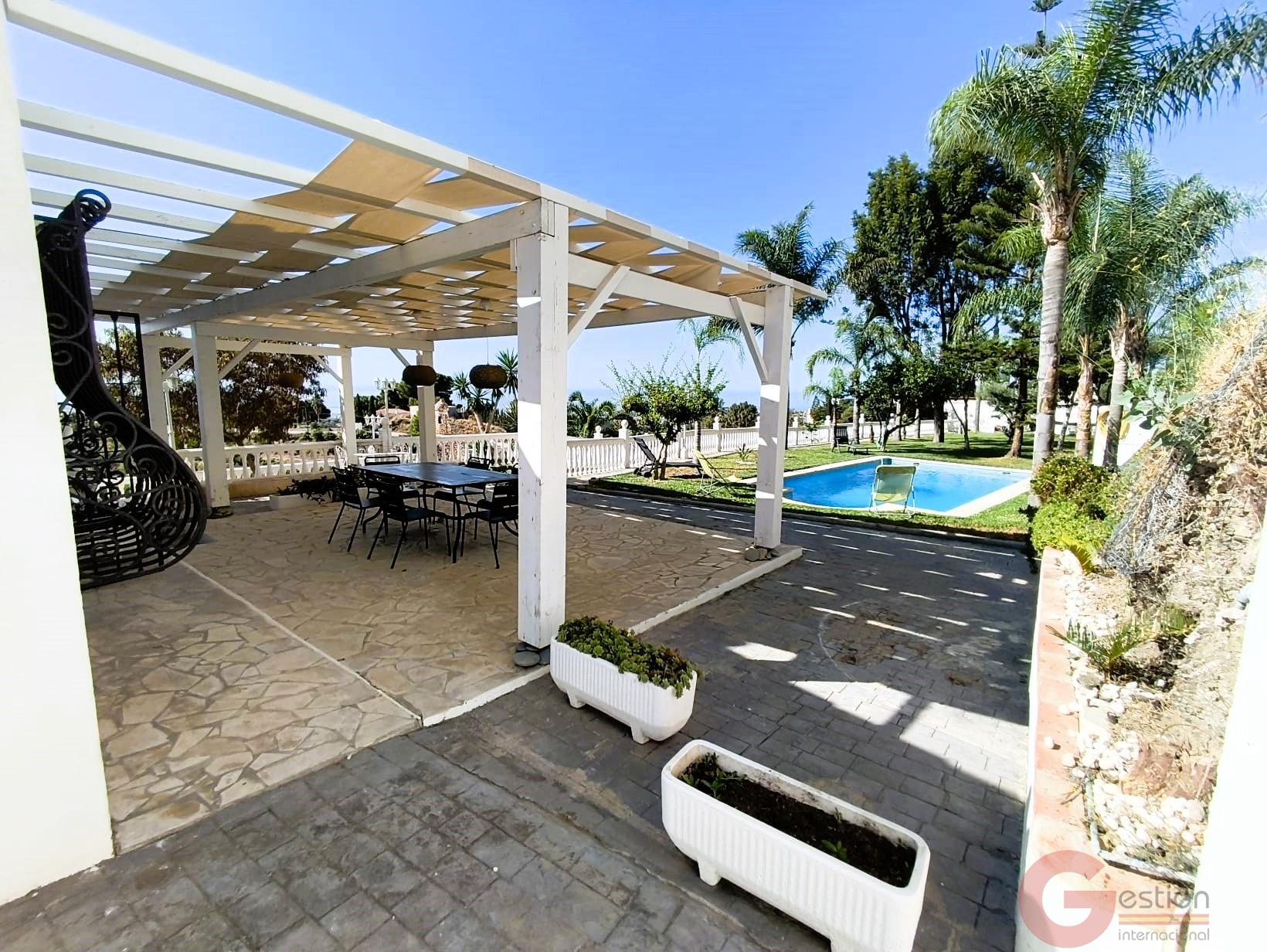 Venta de villa en Motril