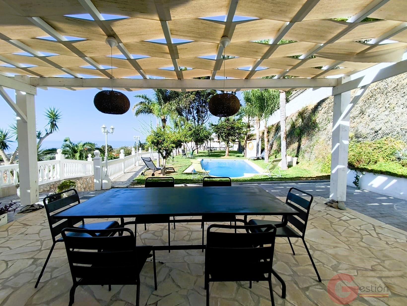 Venta de villa en Motril