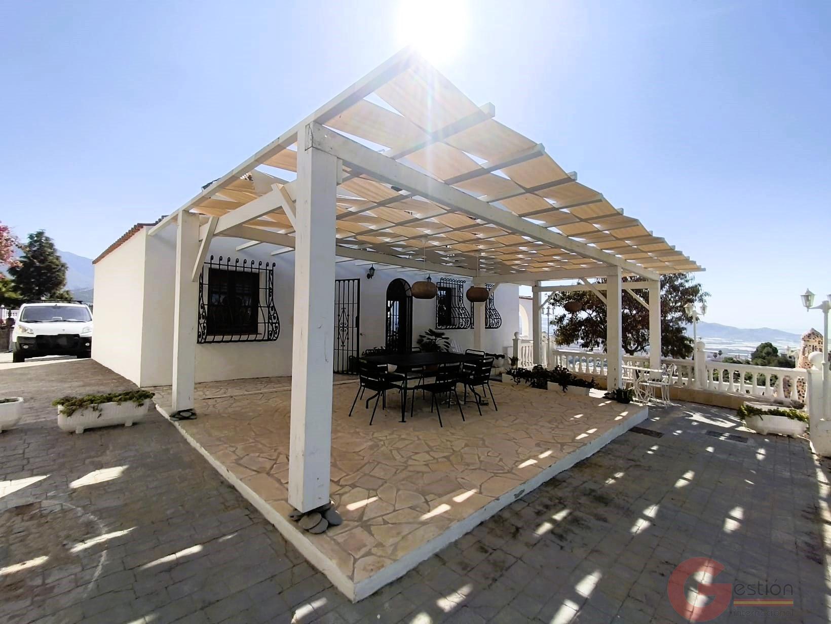 Venta de villa en Motril