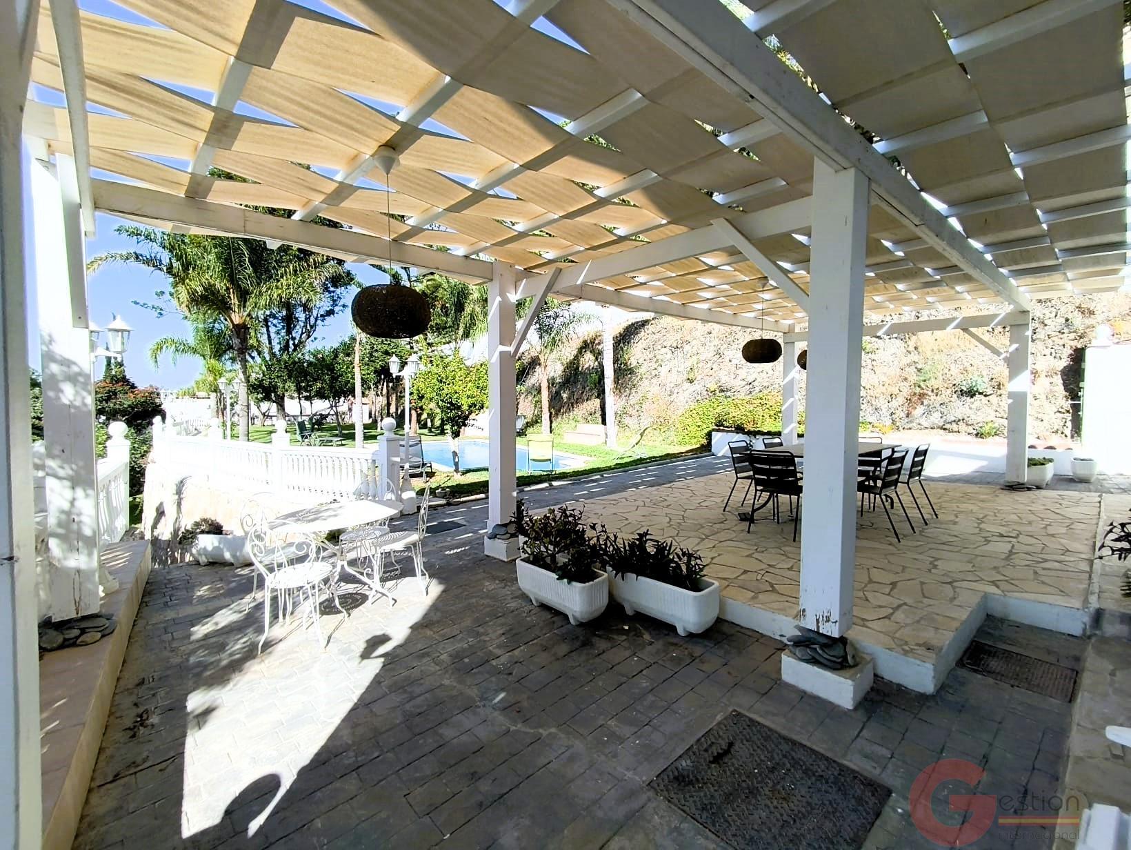 Venta de villa en Motril