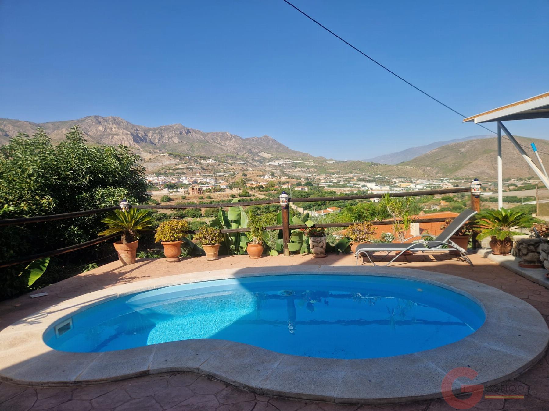 Venta de casa en Molvízar