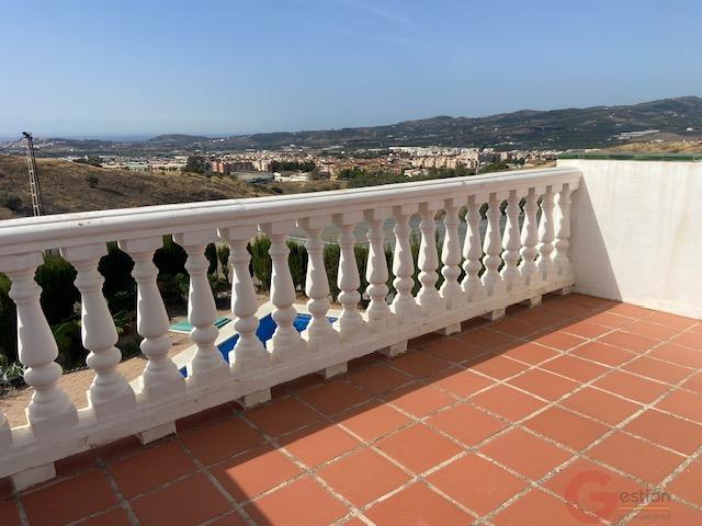 Venta de finca rústica en Vélez-Málaga