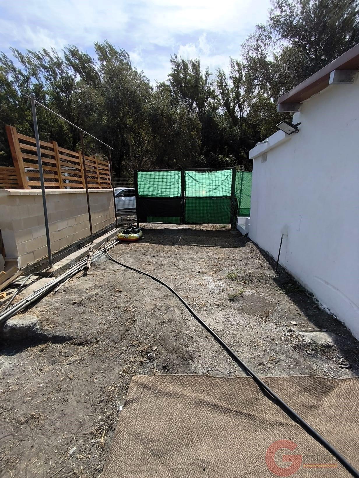 Venta de finca rústica en Vélez de Benaudalla