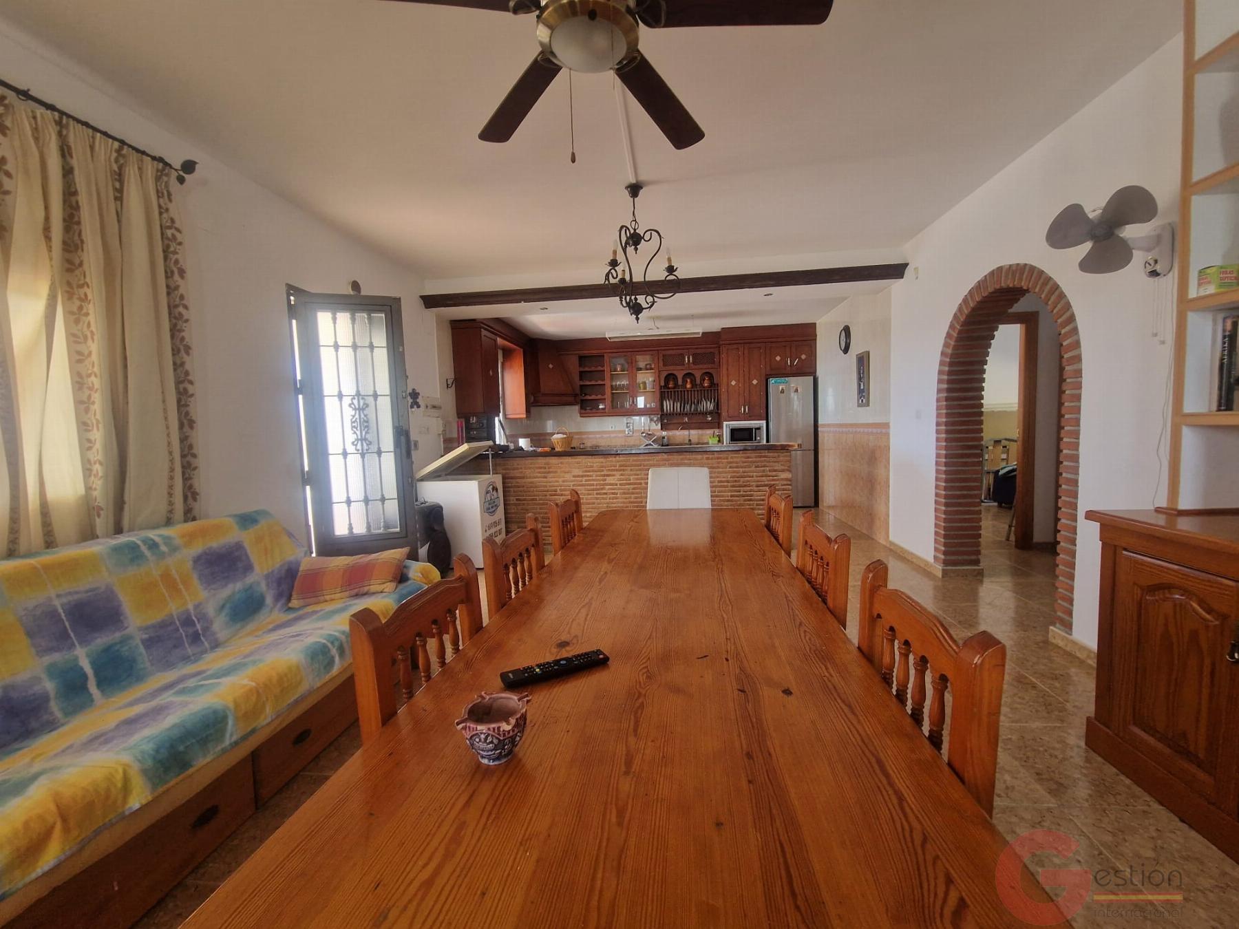 Venta de finca rústica en Molvízar