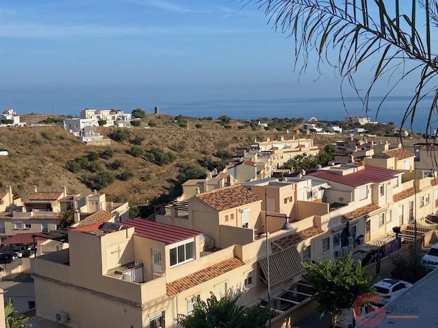 Venta de chalet en Almayate Bajo