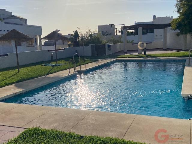 Venta de chalet en Almayate Bajo