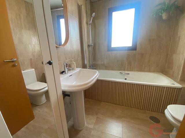 Venta de chalet en Almayate Bajo