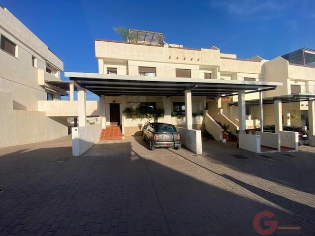 Venta de chalet en Almayate Bajo