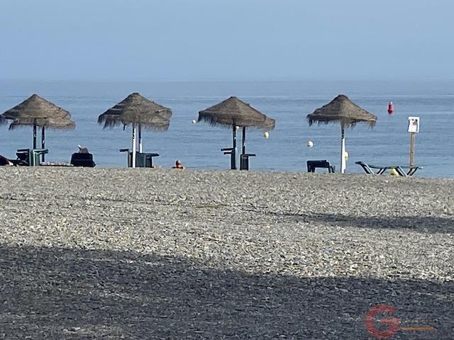 Venta de local en Almuñécar
