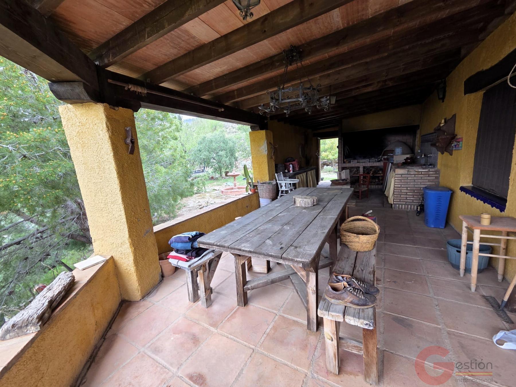 Venta de finca rústica en Vélez de Benaudalla