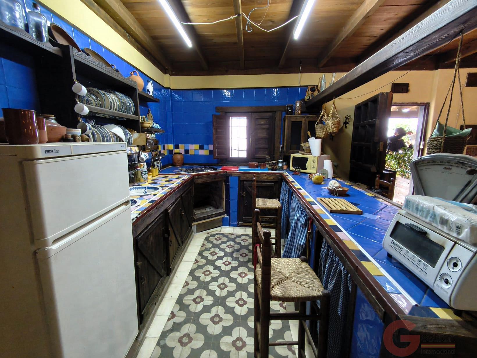 Venta de finca rústica en Vélez de Benaudalla