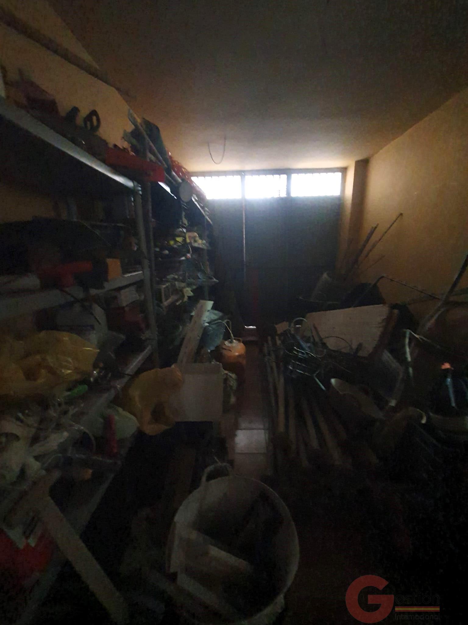 Venta de casa en Vélez de Benaudalla