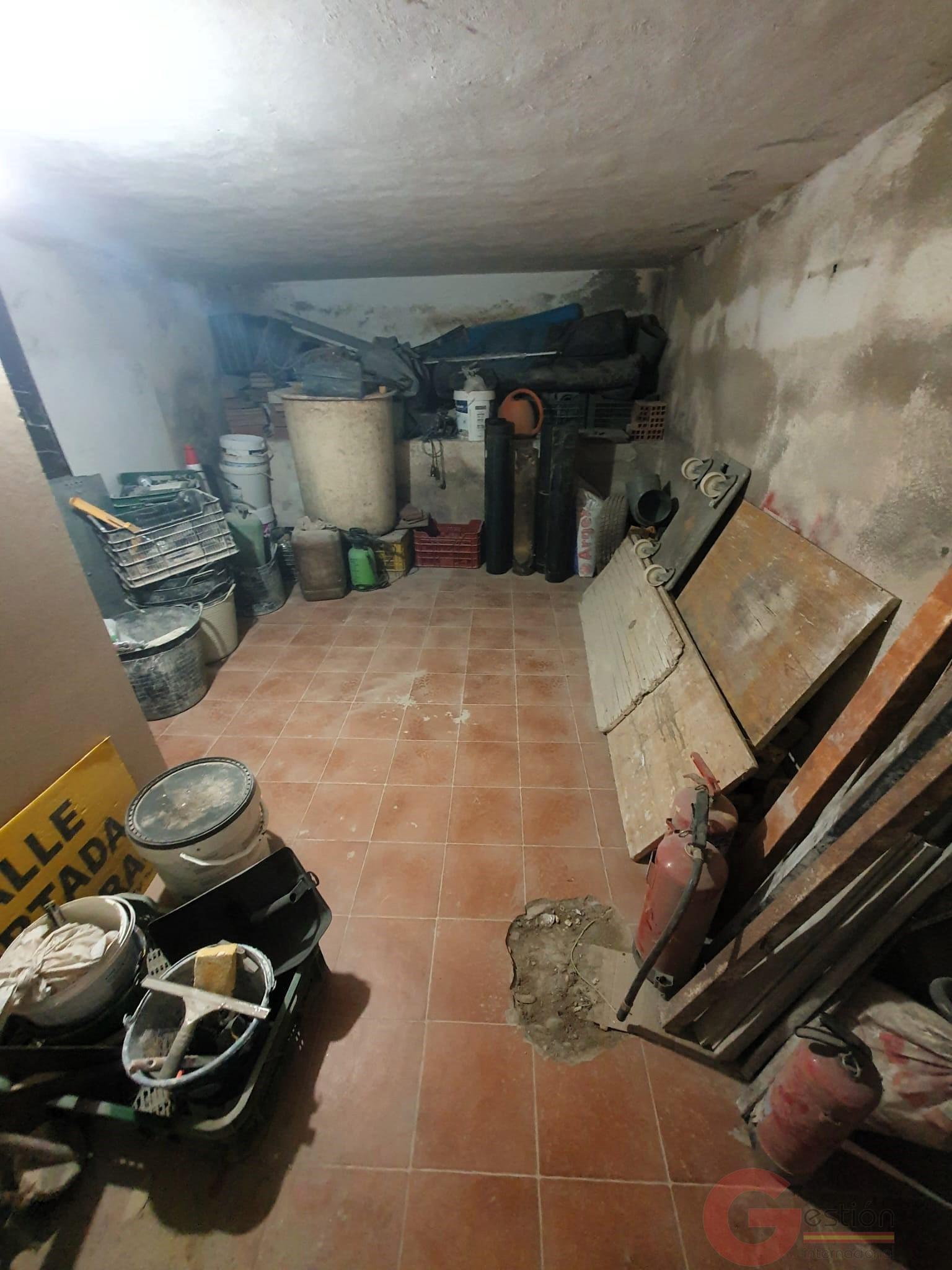 Venta de casa en Vélez de Benaudalla