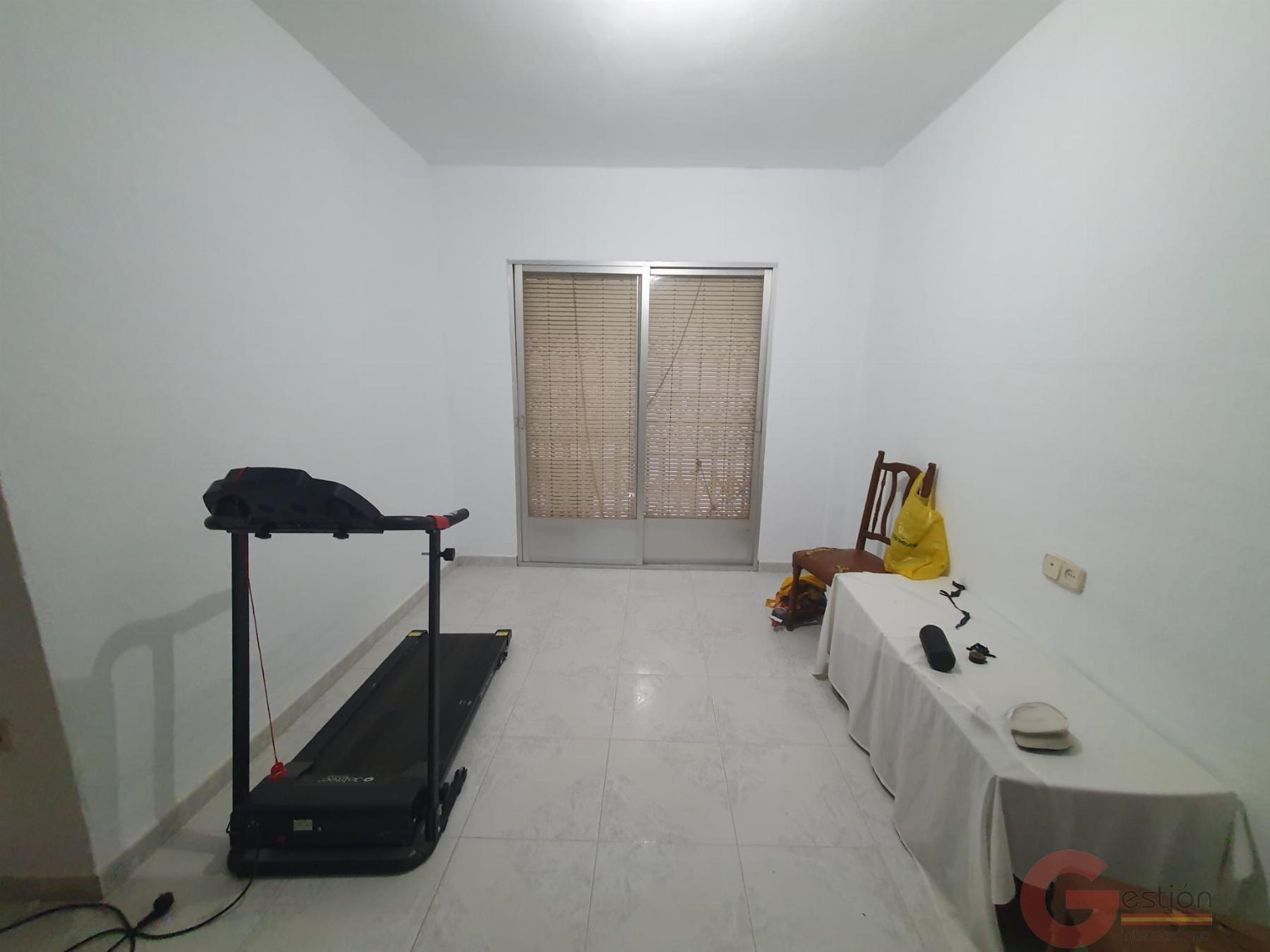 Venta de casa en Vélez de Benaudalla