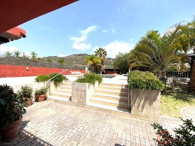 Venta de chalet en Almuñécar