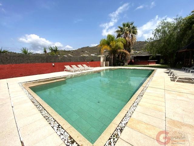 Venta de chalet en Almuñécar