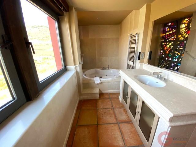 Venta de chalet en Almuñécar