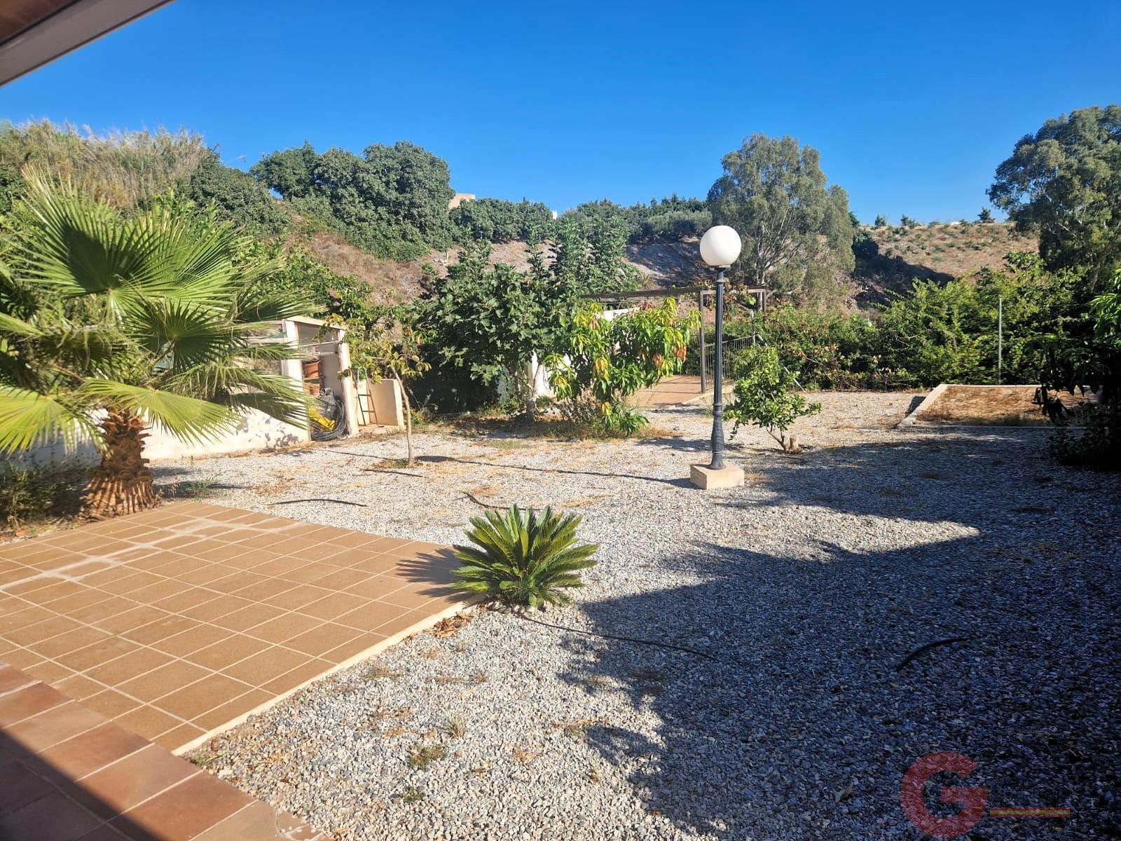 Venta de finca rústica en Motril