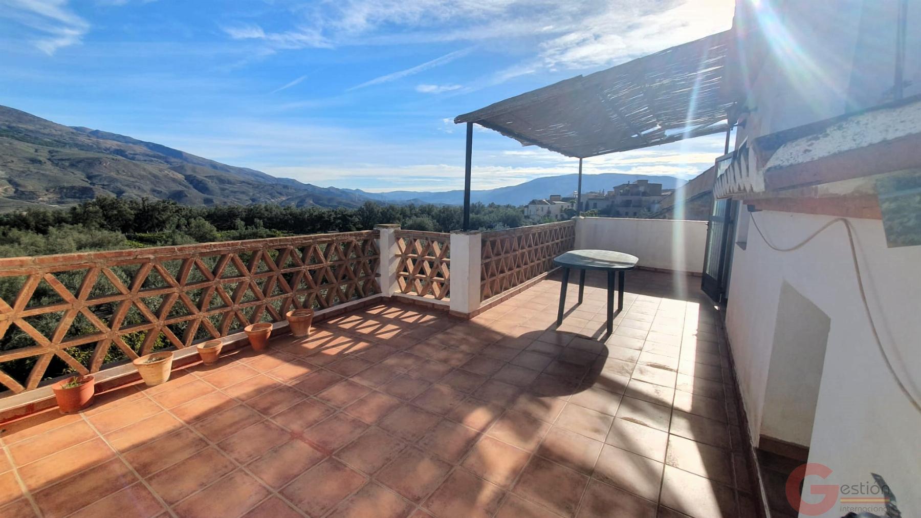 Venta de casa en Píñar