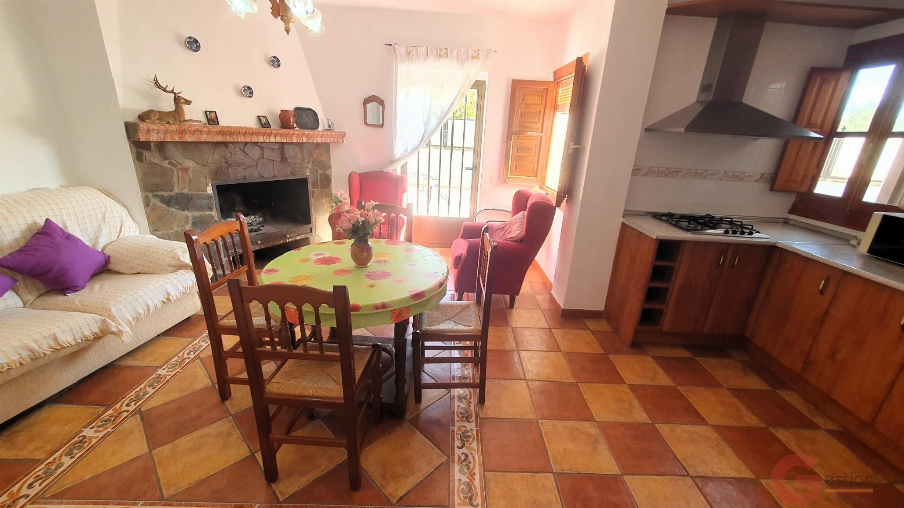 Venta de casa en Píñar