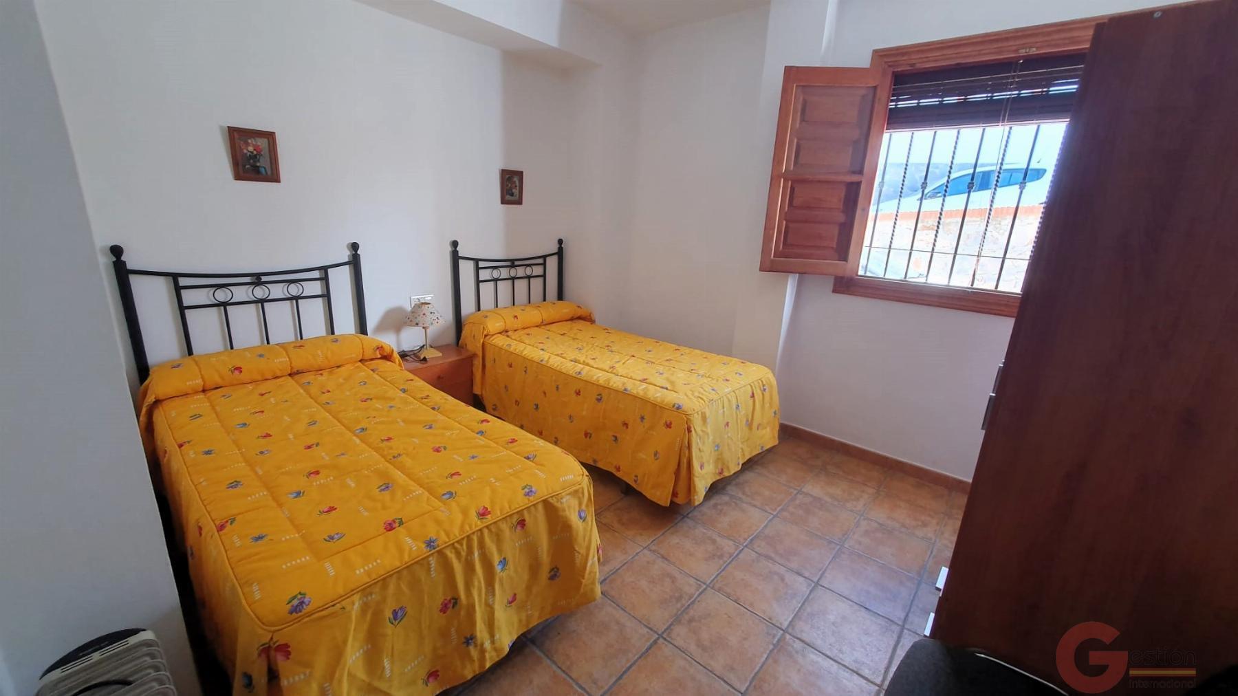 Venta de casa en Píñar