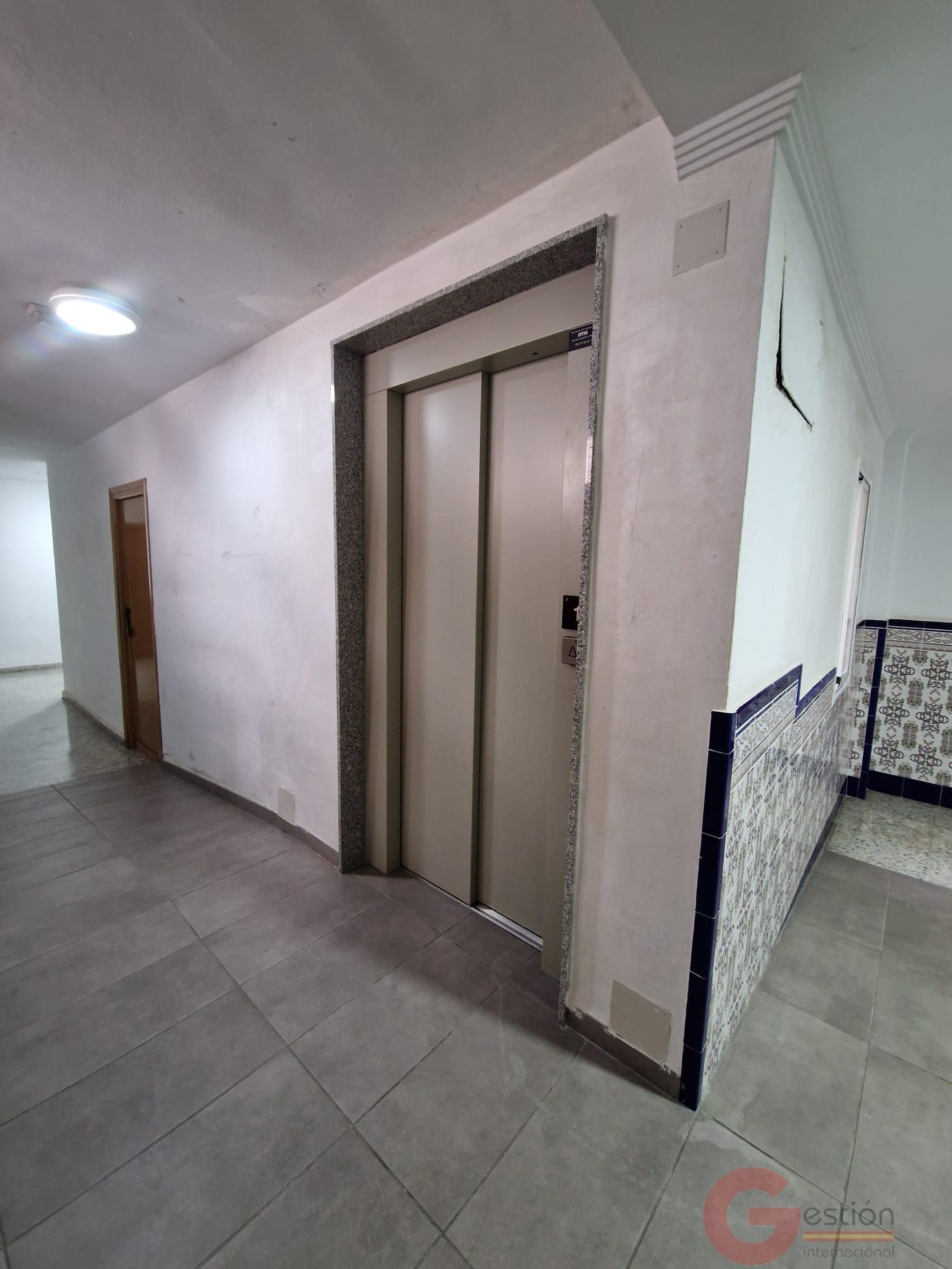 Venta de piso en Salobreña
