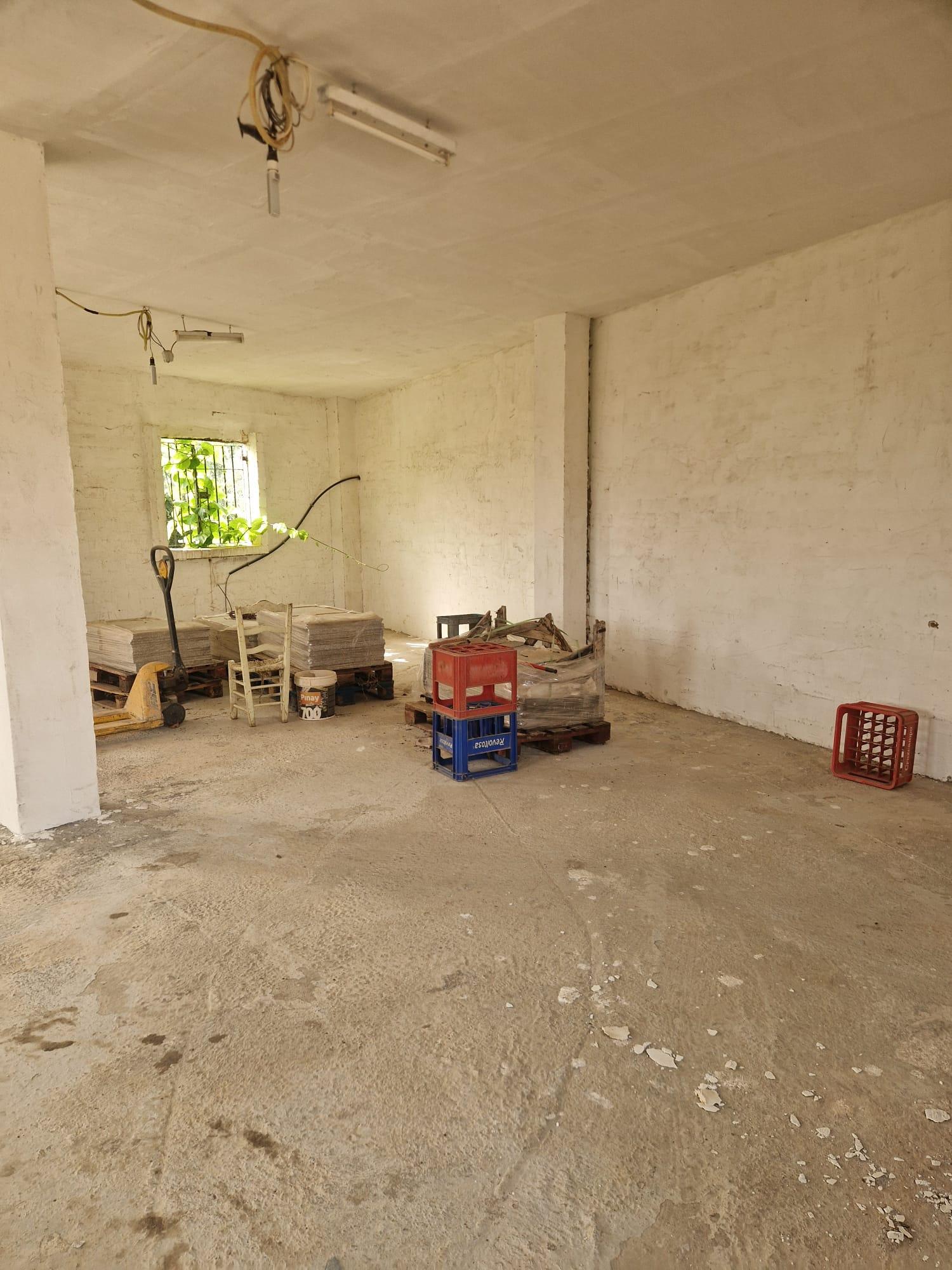 Venta de finca rústica en Lanjarón