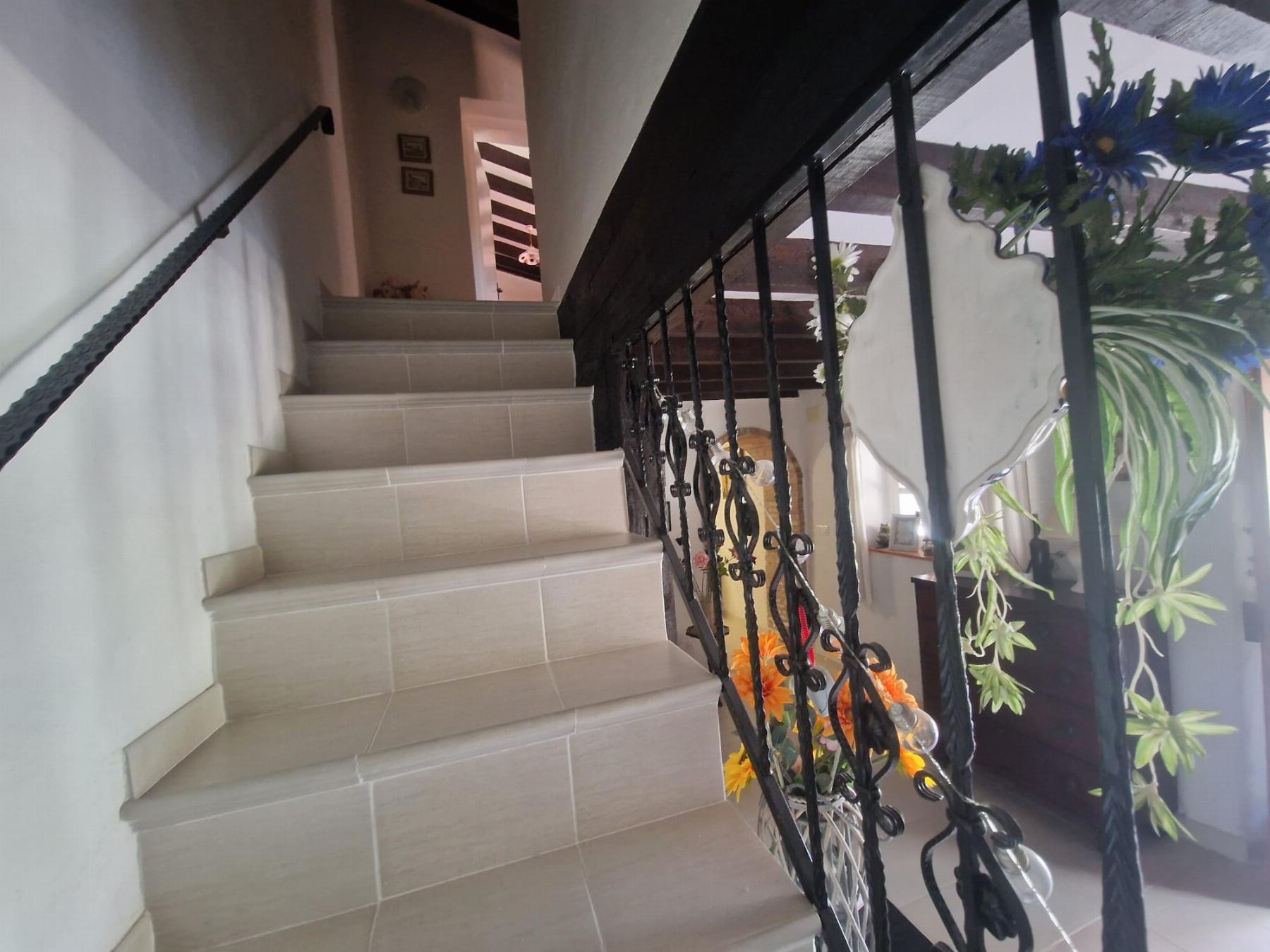 Venta de casa en Vélez de Benaudalla