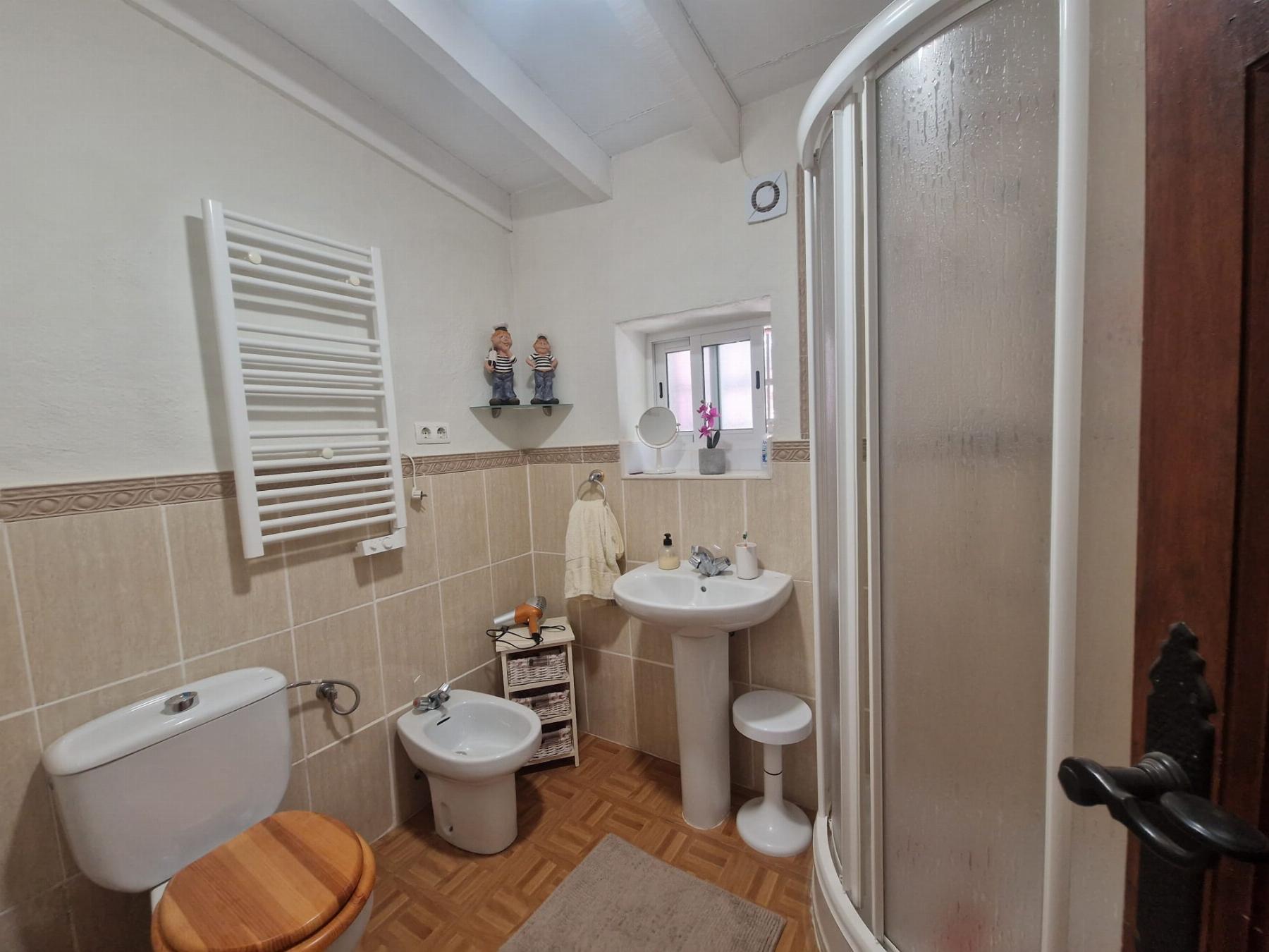 Venta de casa en Vélez de Benaudalla