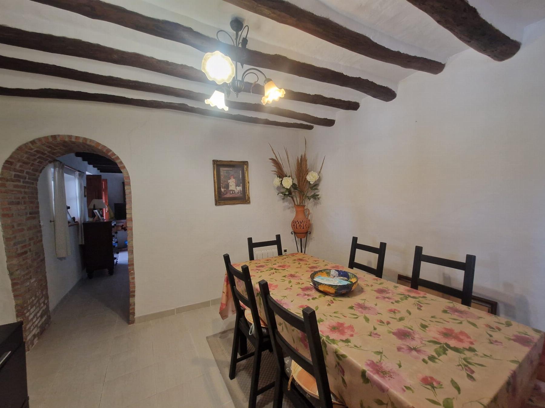 Venta de casa en Vélez de Benaudalla
