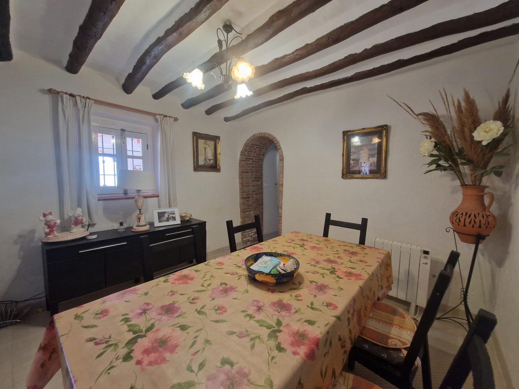 Venta de casa en Vélez de Benaudalla