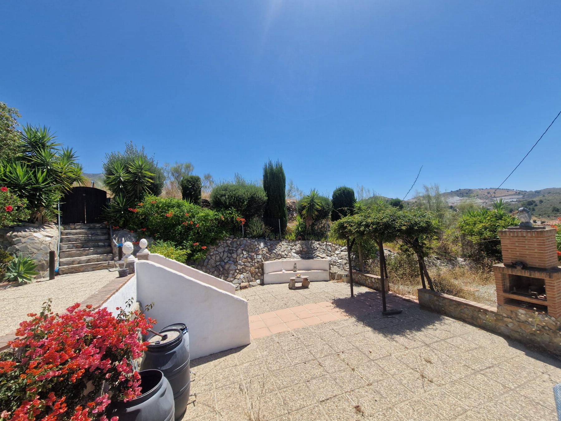 Venta de casa en Vélez de Benaudalla