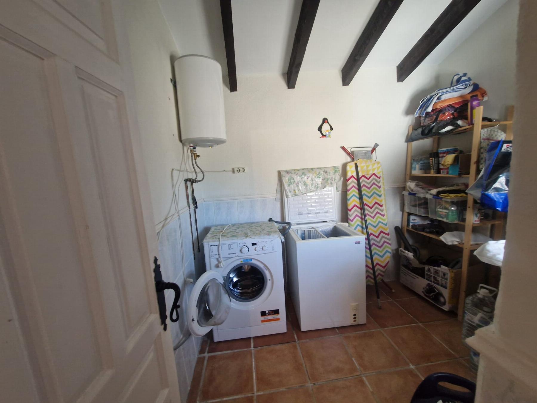 Venta de casa en Vélez de Benaudalla