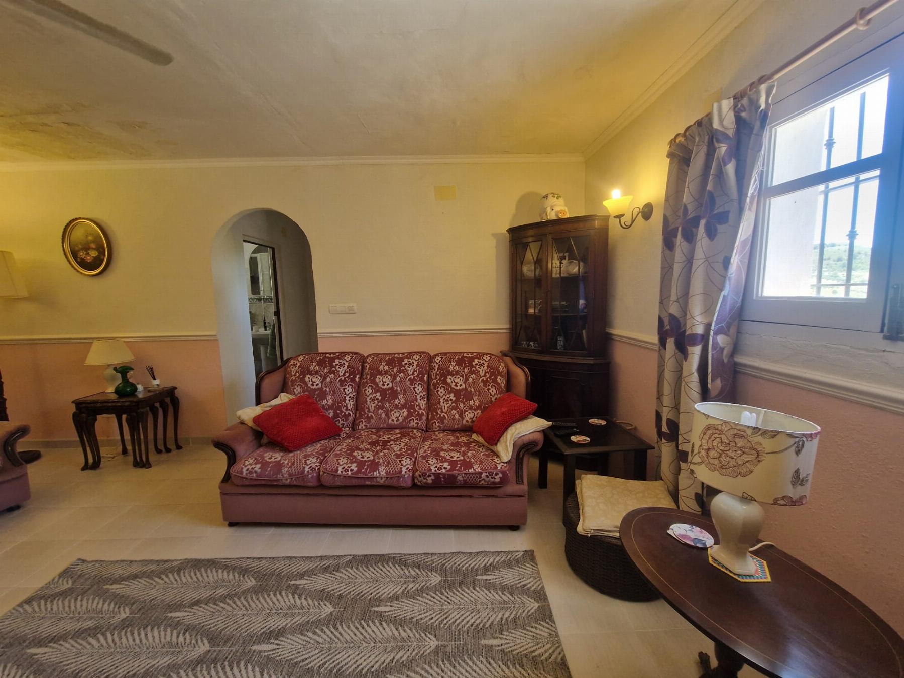 Venta de casa en Vélez de Benaudalla